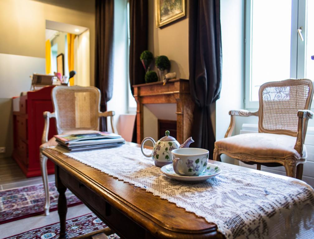 Gites Chateau Comblanchien Εξωτερικό φωτογραφία