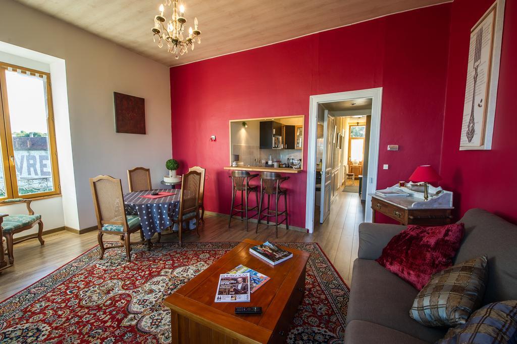 Gites Chateau Comblanchien Εξωτερικό φωτογραφία